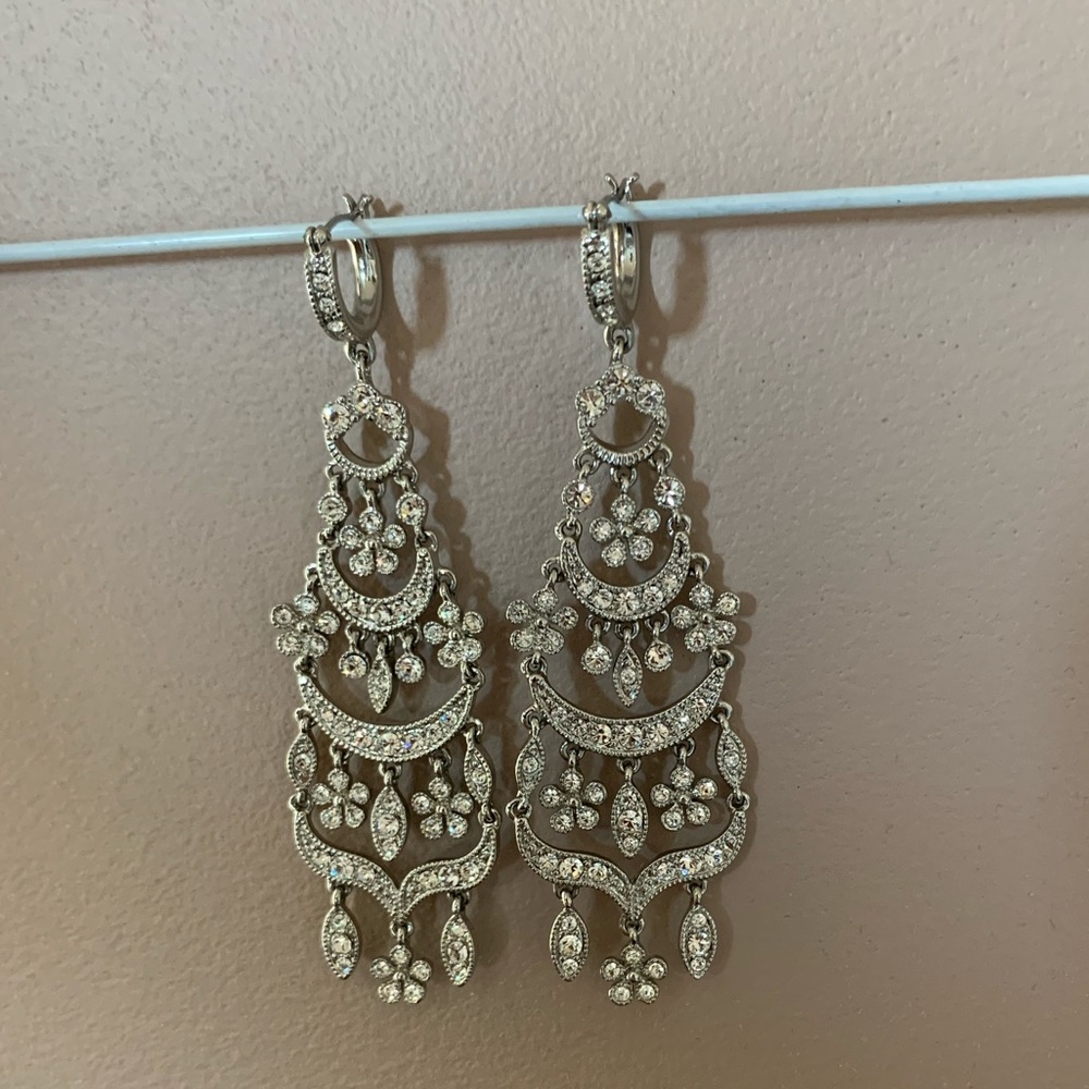 Silver beaded dangle earrings NWOT